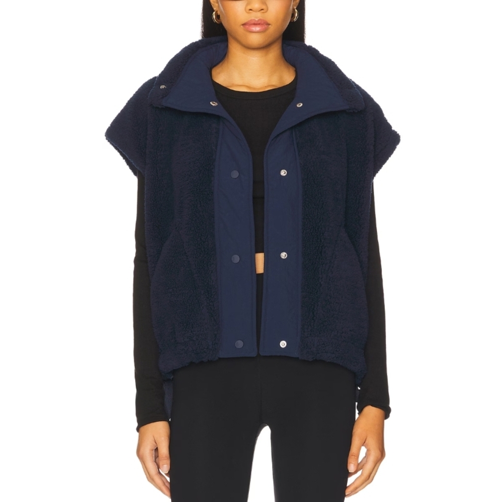 FP Movement Scout It Out Vest - Color: Navy